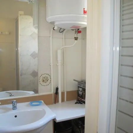 2 Chambres Terrasse Parking - 3451742 *